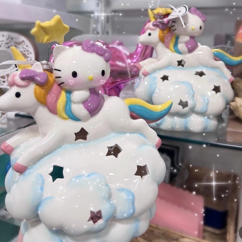 NWT HELLO KITTY UNICORN CERAMIC